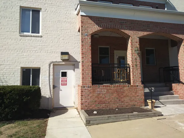 Shelter House - Patrick Henry Family Shelter