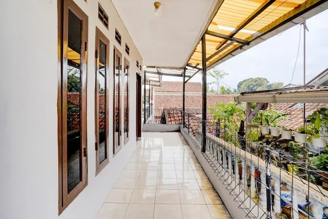 OYO Life 90701 Kost Syariah Deris