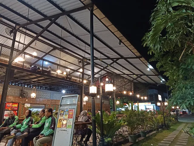 SFA Steak & Resto Kampung Sewu