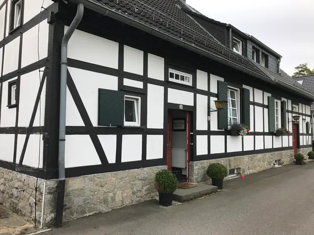 ALTES ZOLLHAUS