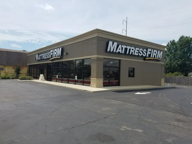 Mattress Firm Poplar Avenue South