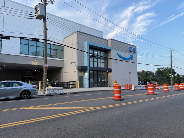 UNY5 Amazon Fulfillment