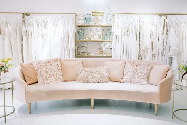 Blanc de Blanc Bridal Boutique, Pittsburgh