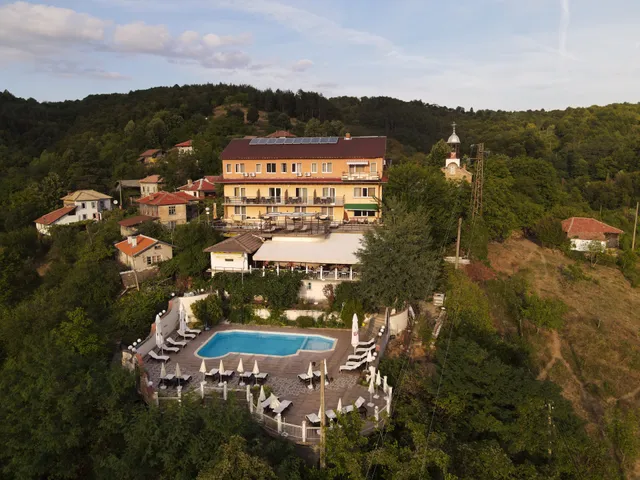 СЕМЕЕН ХОТЕЛ БАЛАНИ