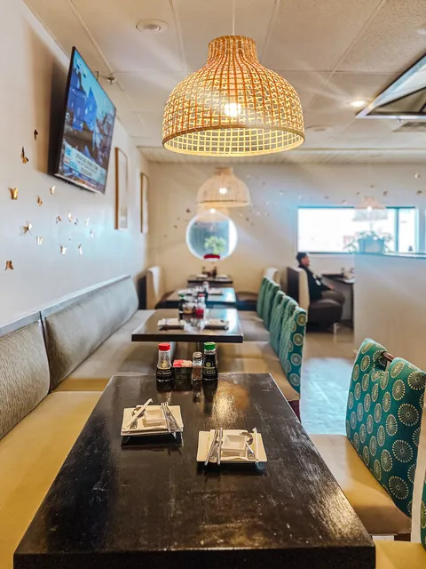 Sushi Nami at Wok n Roll