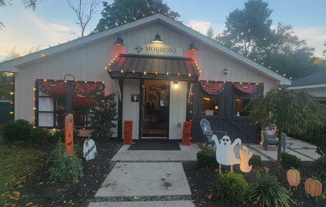 Morroni Custom Clothing for Men and Women