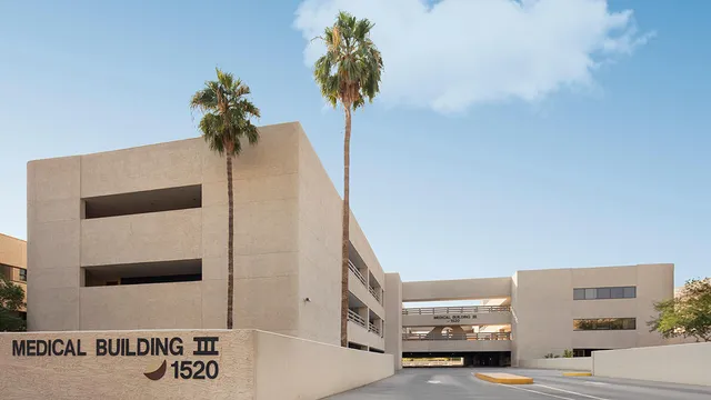 Banner – University Medicine Neurosciences Clinic | Mesa, AZ | Dobson Rd.