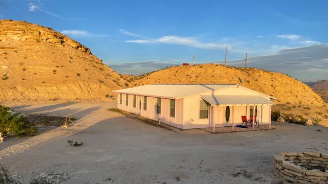 Easter Egg Valley Motel