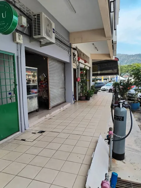 佬友鸡港式烧腊 Lou You Ji Restaurant