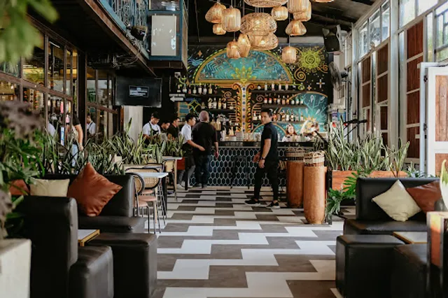 Publiko Kitchen Cafe