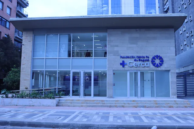Fundación Santa Fe de Bogotá - Centro Médico Más Cerca Chicó - Oficial