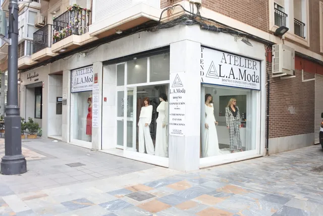 L.A.Moda ATELIER / TIENDA