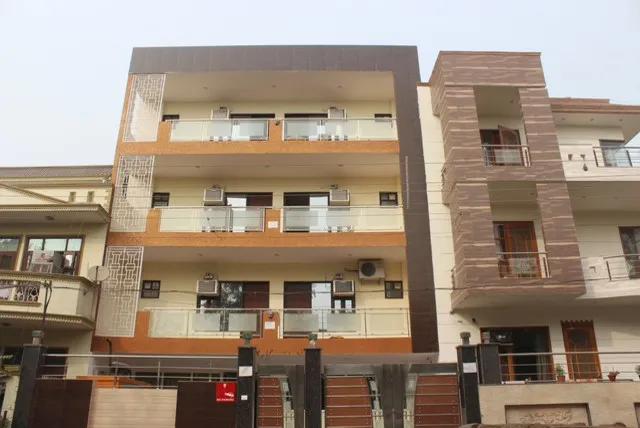 OYO Near Medanta Near Omaxe Celebration Mall