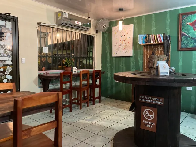 Hellen’s Chill House