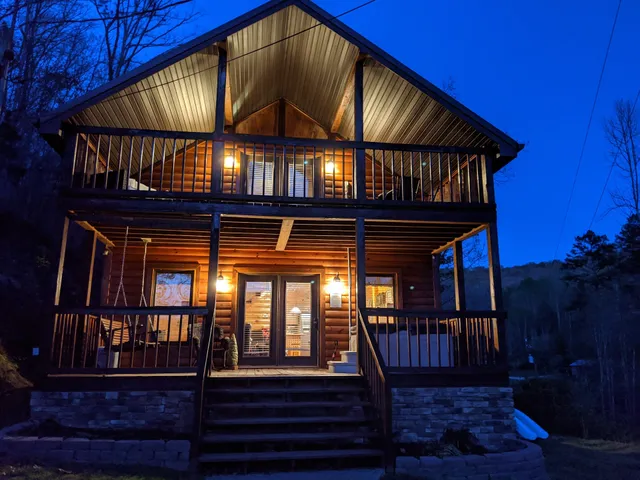 Yatesville Lake Cabin Rental - Heavens Porch