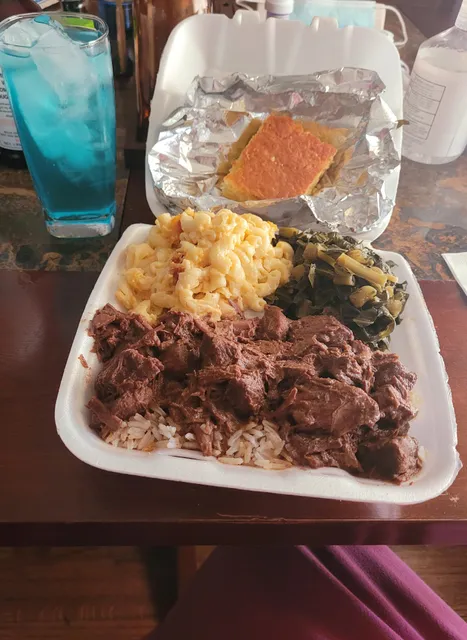 Lady Vee's Southern Cuisine LLC