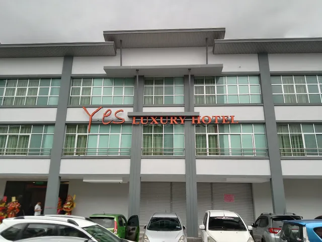 Yes Luxury Hotel