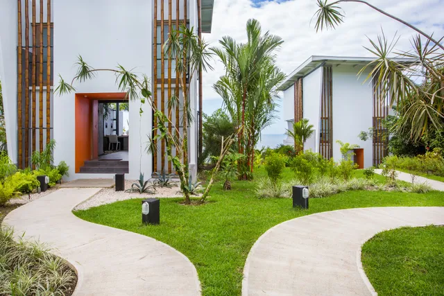 Tulemar Bamboo Villas