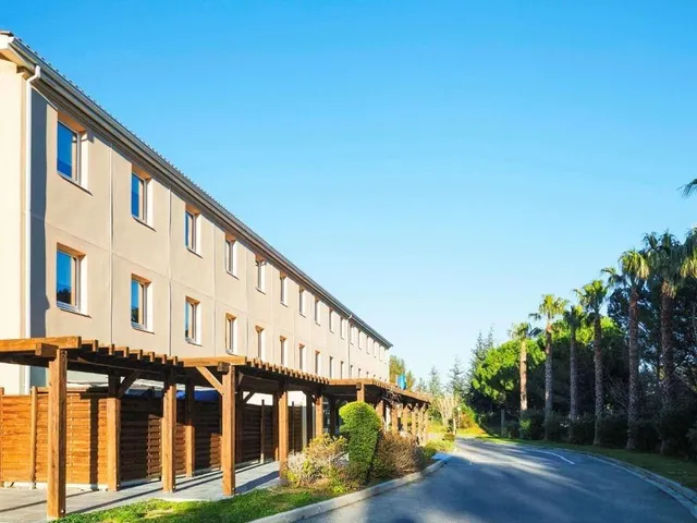 Logis Hôtel de Port d'Alon