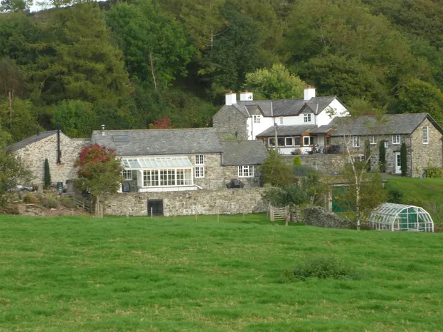 Plas Iwrwg Granary