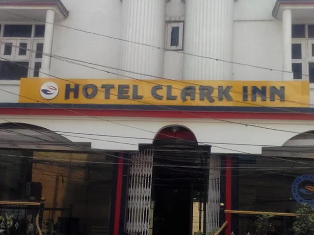 Townhouse Townhouse Clark Inn