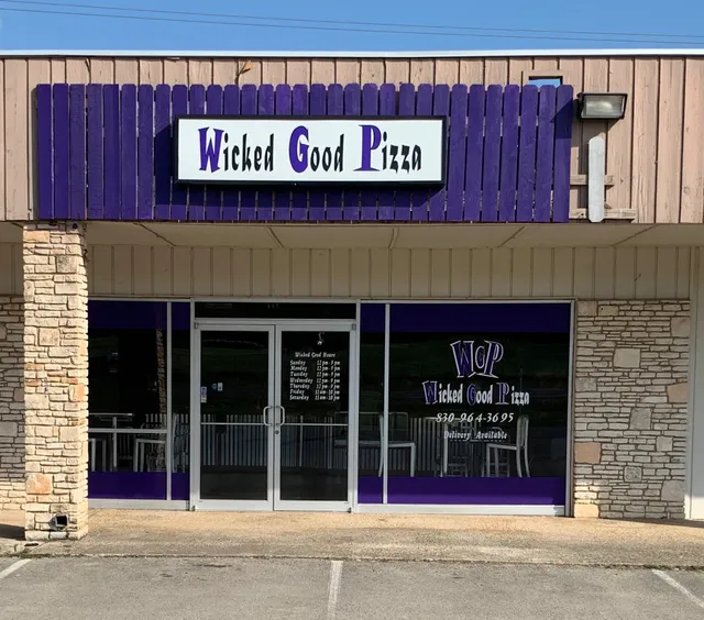 Wicked Good Pizza In Sattler