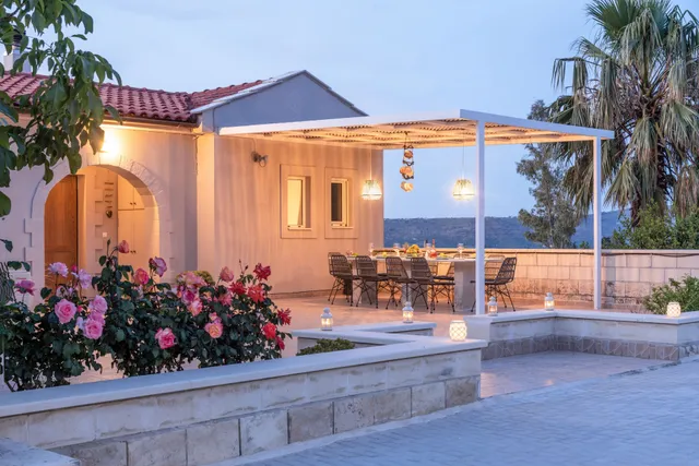 Villa Chrysallis with Heated pool