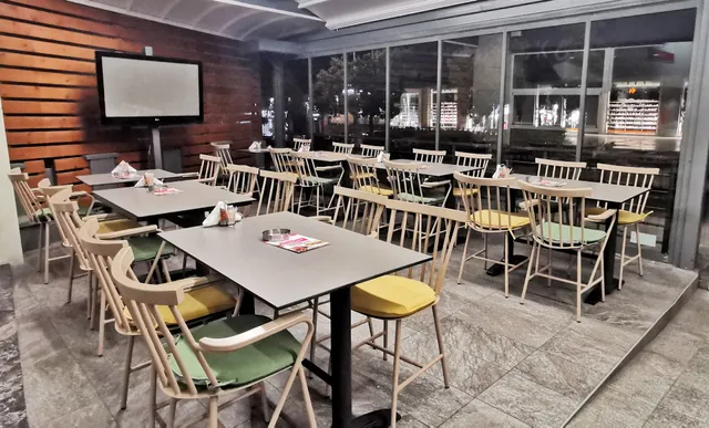 Μαγεύματα Ψητοπωλείο Εστιατόριο