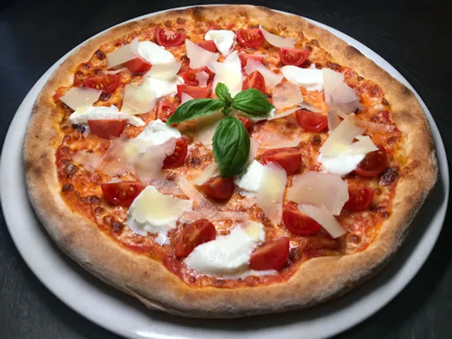 Euro Pizza da asporto (Forno a legna)consegne a domicilio