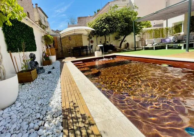 "Villa Paradise Urban Oasis" by Toprentalsbarcelona.com