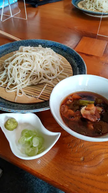 カフェ ハナダテ