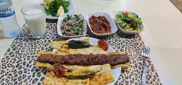 Tarihi Kuruköprü Kebapçısı