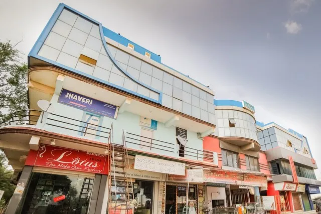 Flagship Seven Days Hotel And Restaurants