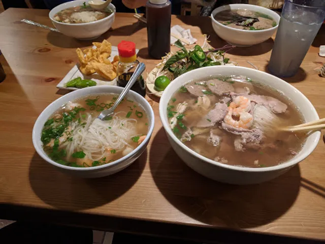 RESTAURANT VIETNAMESE PHO HE
