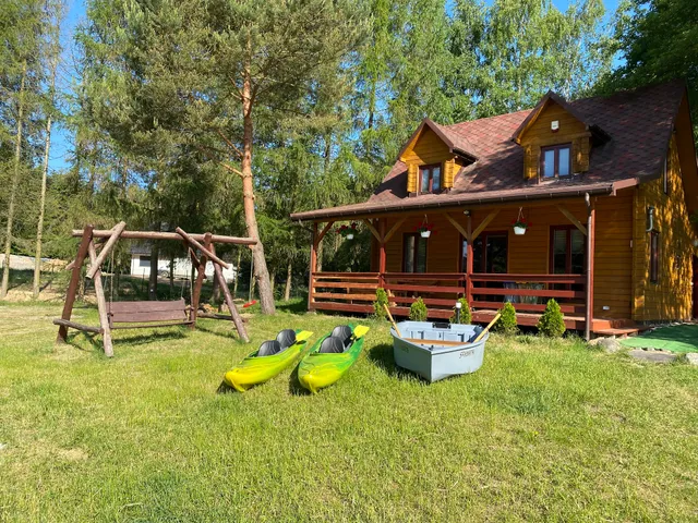 Domek nad jeziorem Winiec