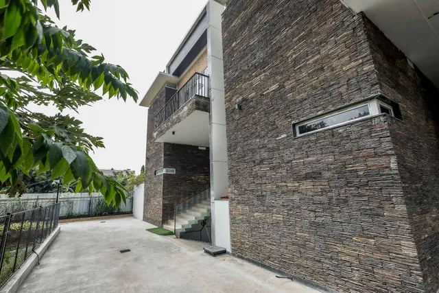 Falcon Suites, Whitefield