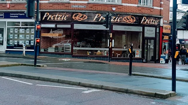 Pretzie coffee bakery