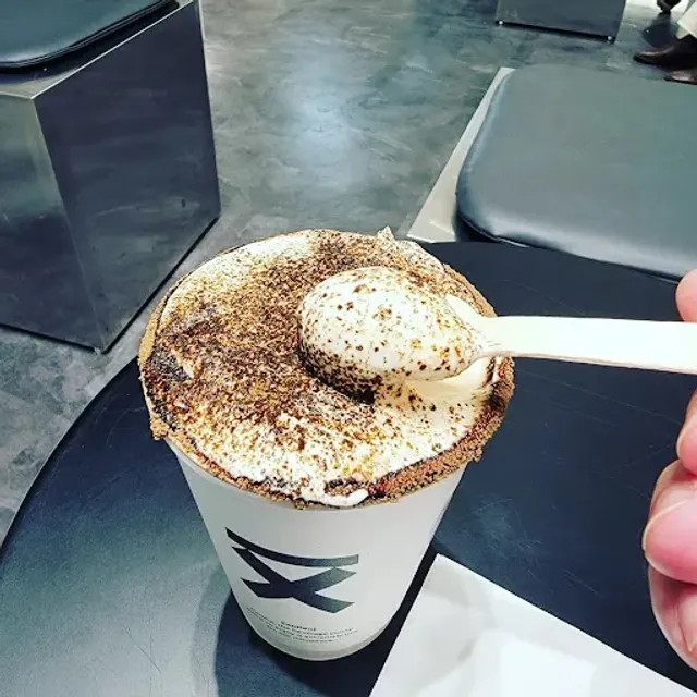 Ten Thousand Coffee Taipei Breeze NanShan Shop