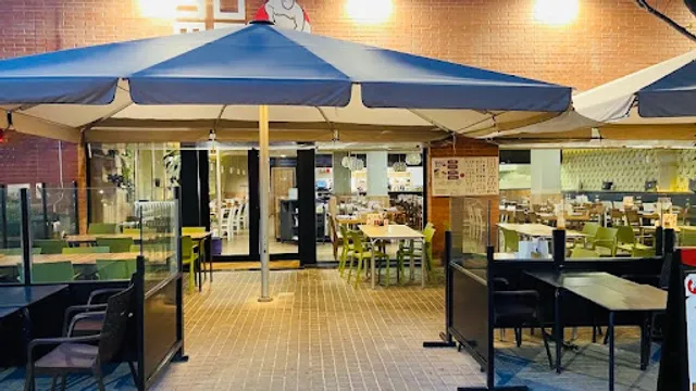 Sumo Sushi Restaurant Japonès