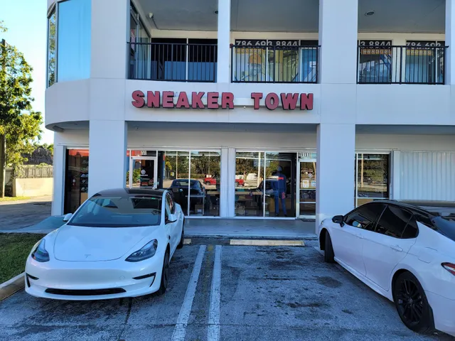 Sneaker Town