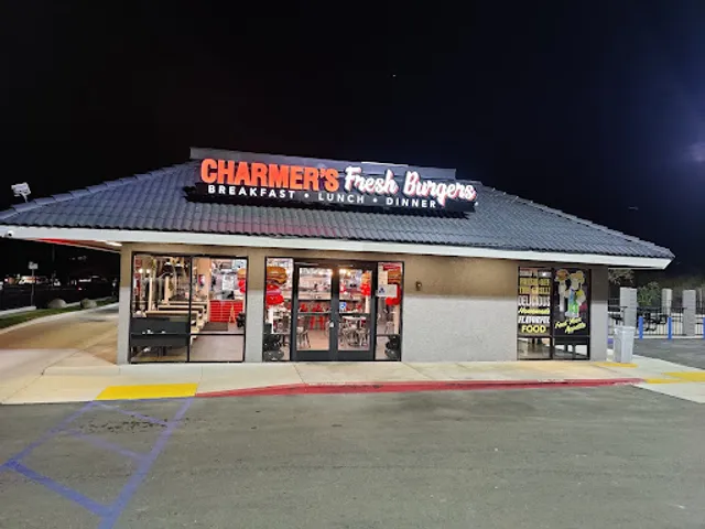 Charmer's Fresh Burgers