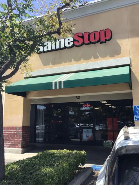 GameStop
