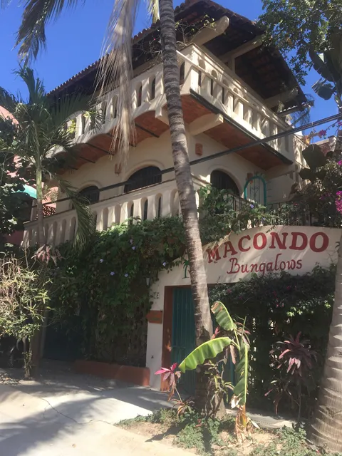 Macondo Bungalows