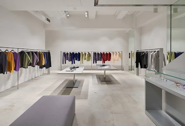 ISSEY MIYAKE GINZA / 442