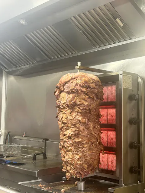 • LE NATIONAL • kebab artisanal & burger frais