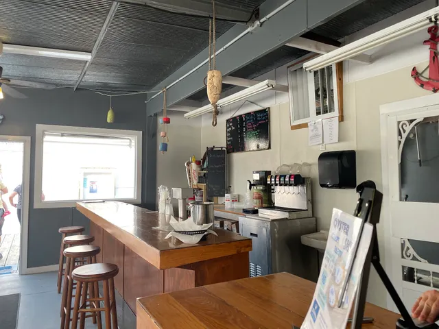 Urbanna Seafood Market & Raw Bar