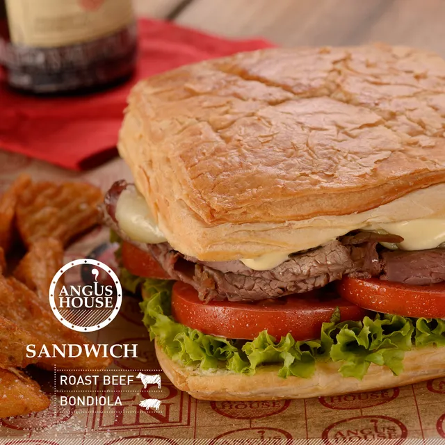 ANGUS HOUSE · Floresta