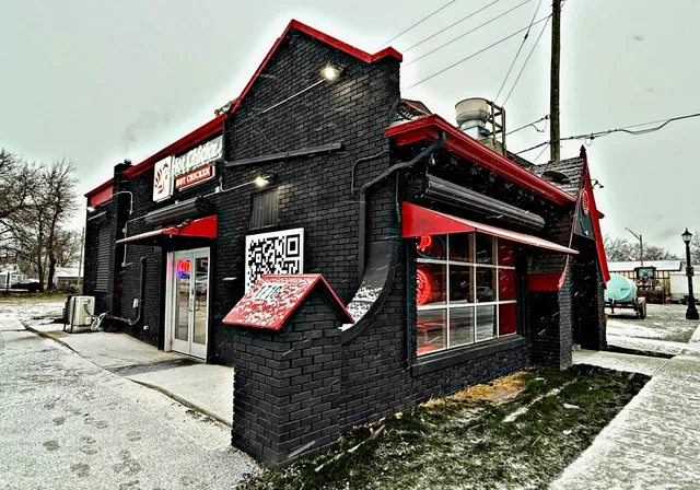 Hot Chickz Hot Chicken (Halal)