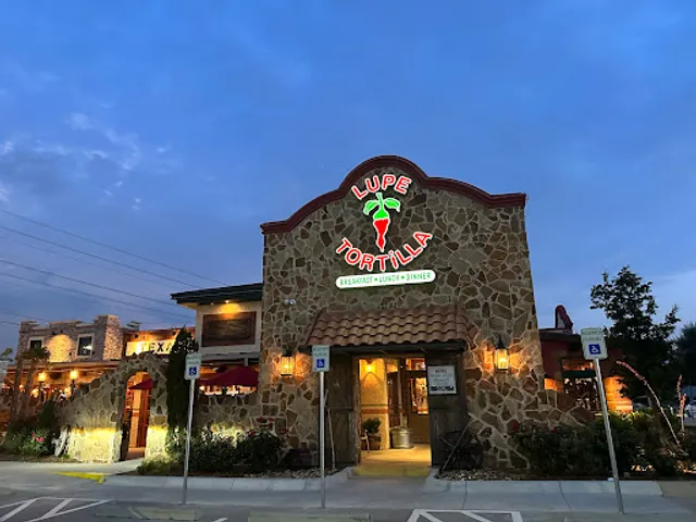 Lupe Tortilla Mexican Restaurant