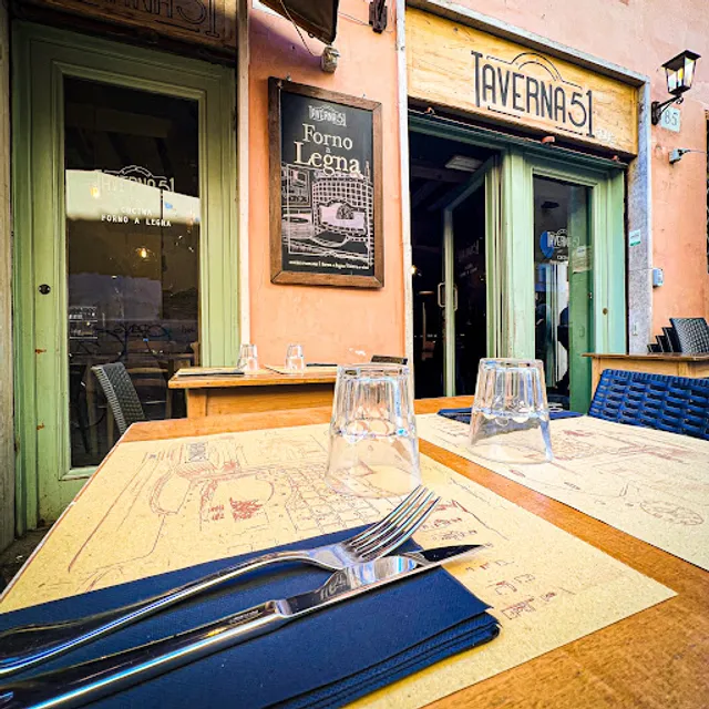 Taverna 51